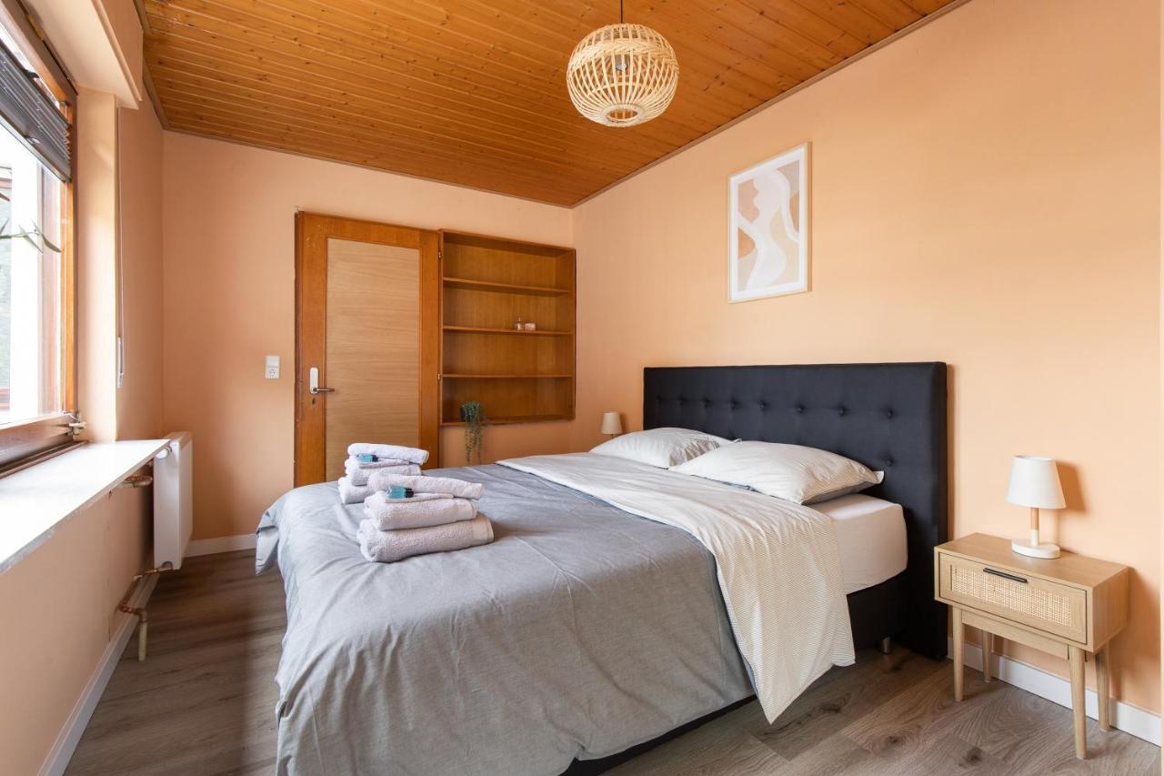 Haus Blaue Traube Mit Moselblick Apartment Ediger-Eller Luaran gambar