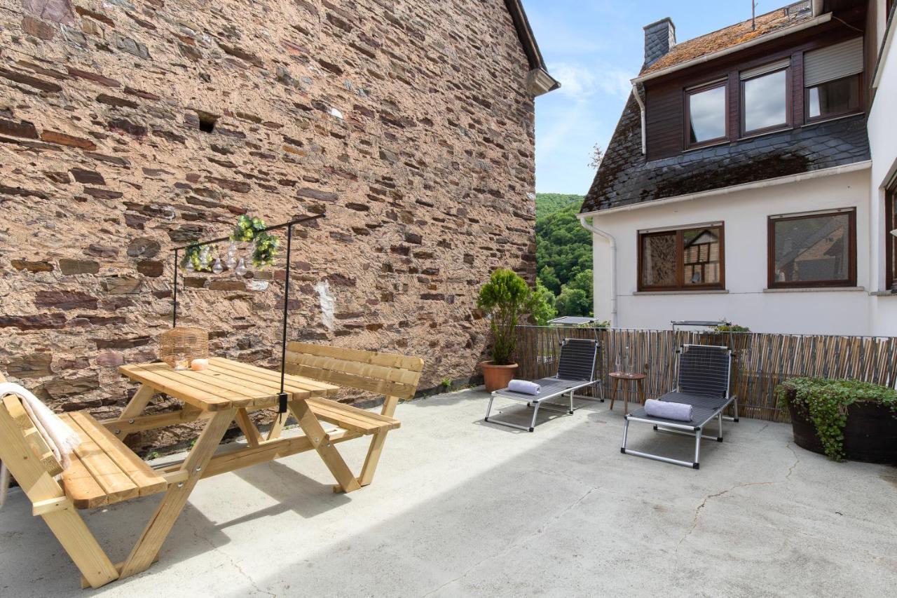 Haus Blaue Traube Mit Moselblick Apartment Ediger-Eller Luaran gambar