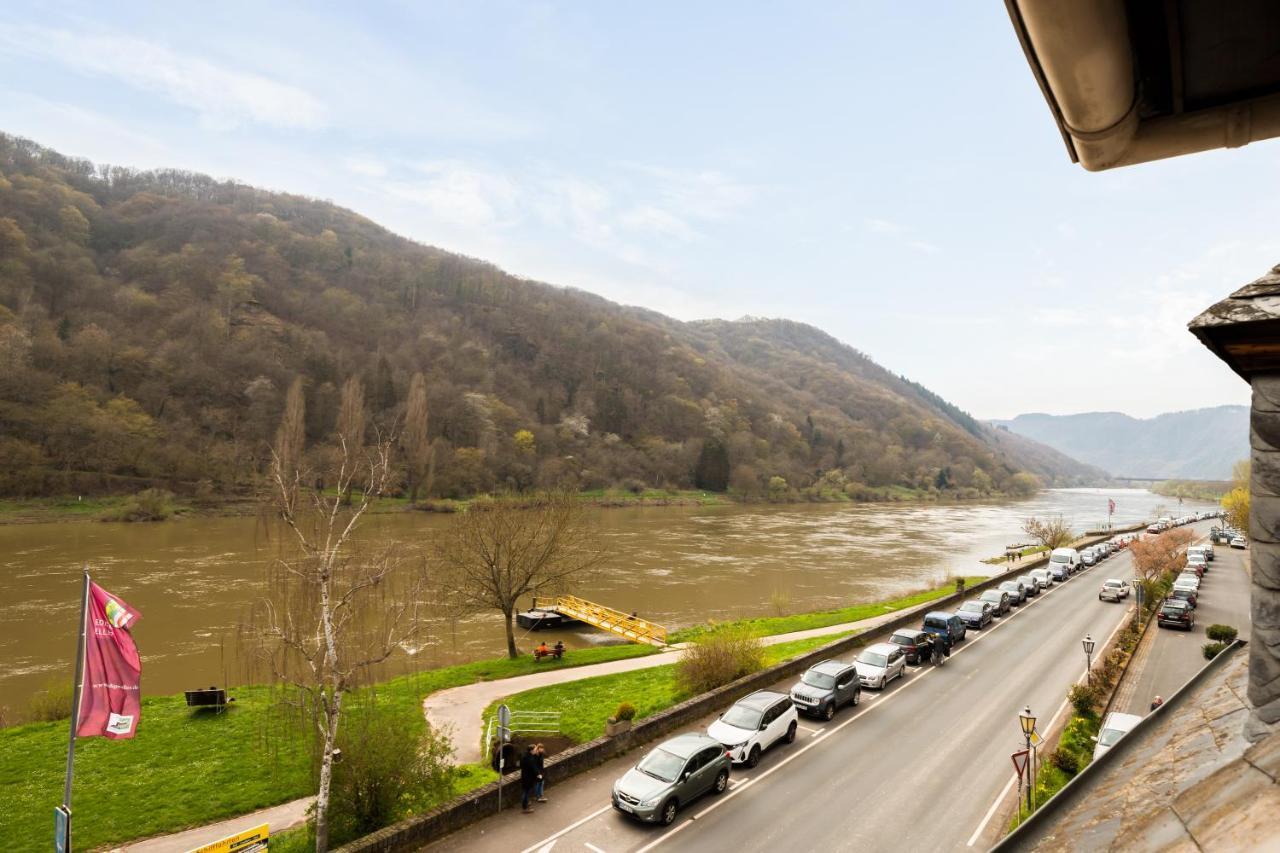 Haus Blaue Traube Mit Moselblick Apartment Ediger-Eller Luaran gambar