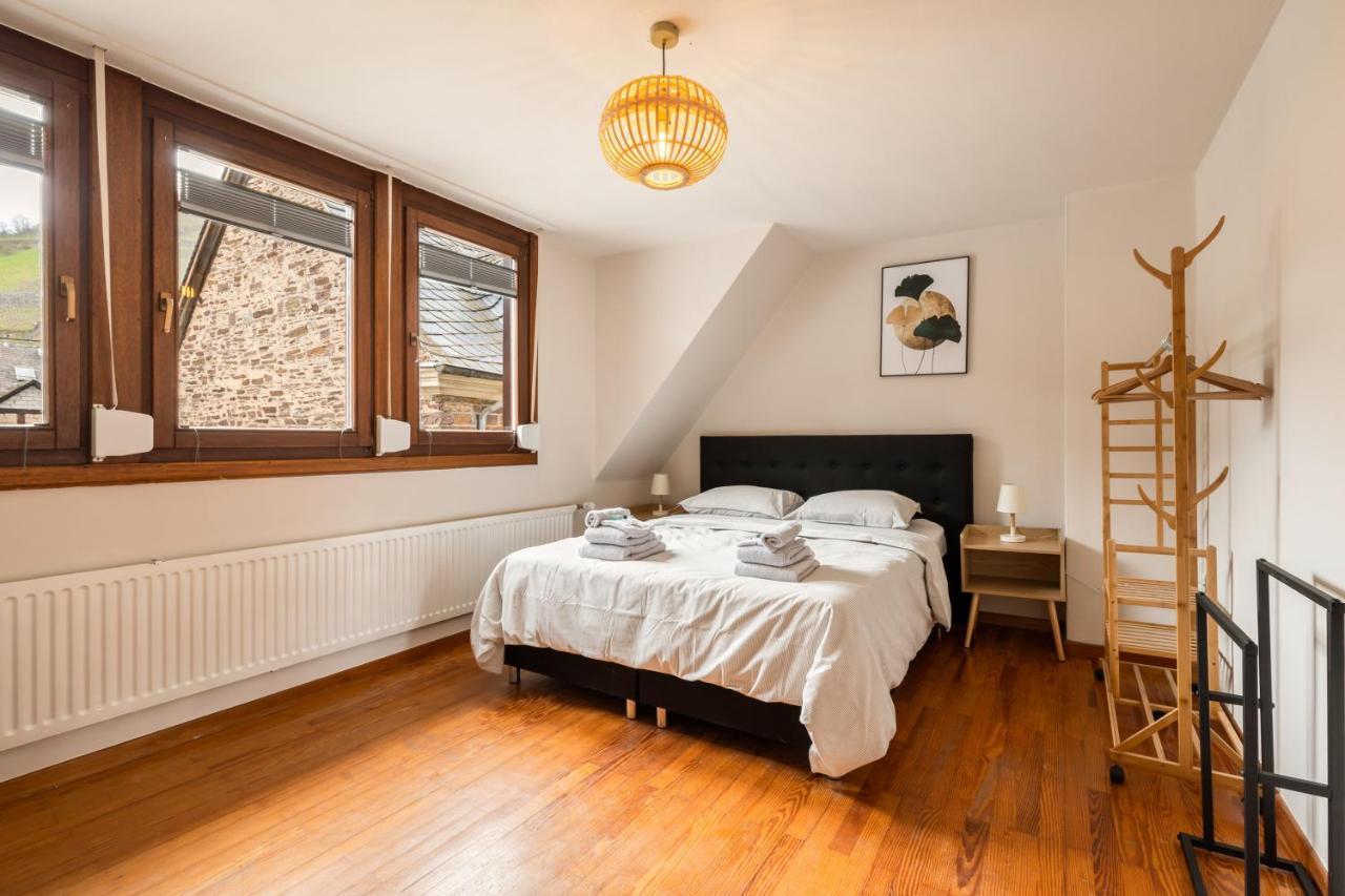 Haus Blaue Traube Mit Moselblick Apartment Ediger-Eller Luaran gambar